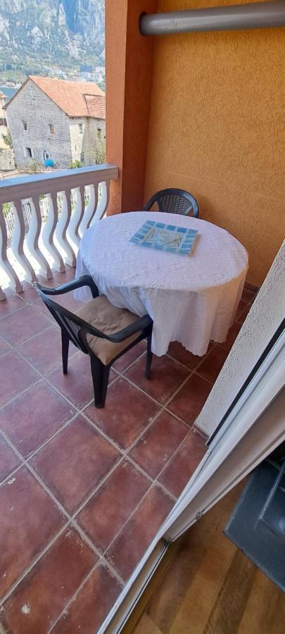 Boka No.12 Apartment Kotor Luaran gambar